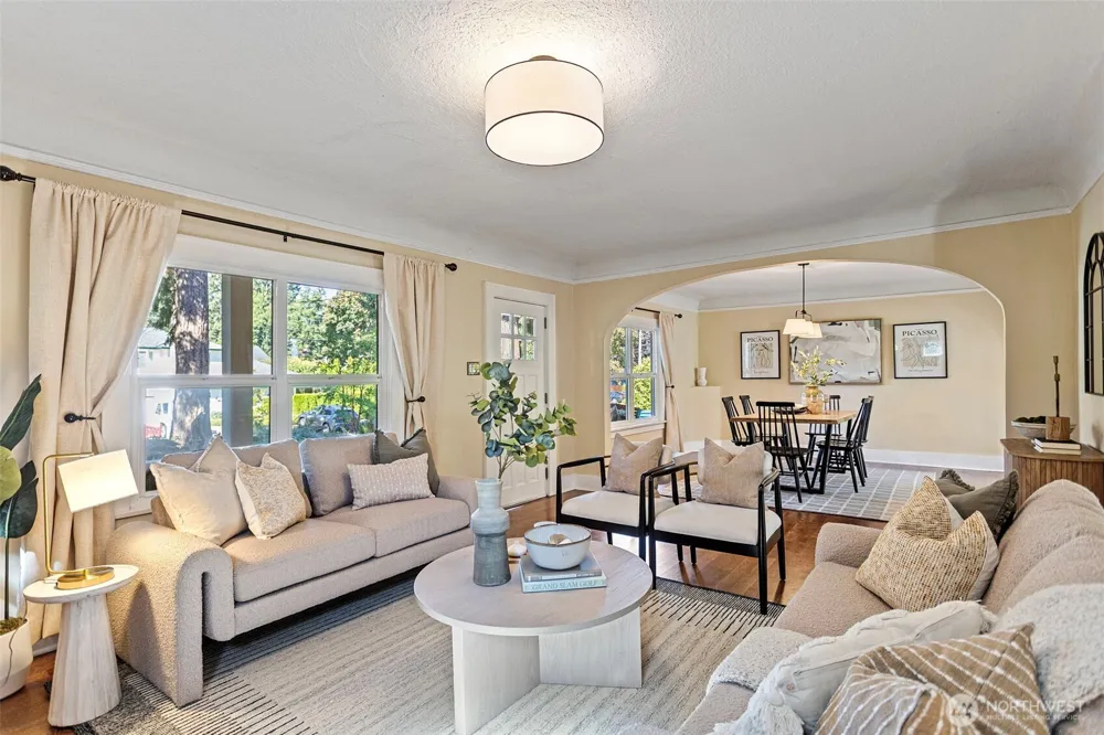15520 Burke Avenue Shoreline, WA 98133