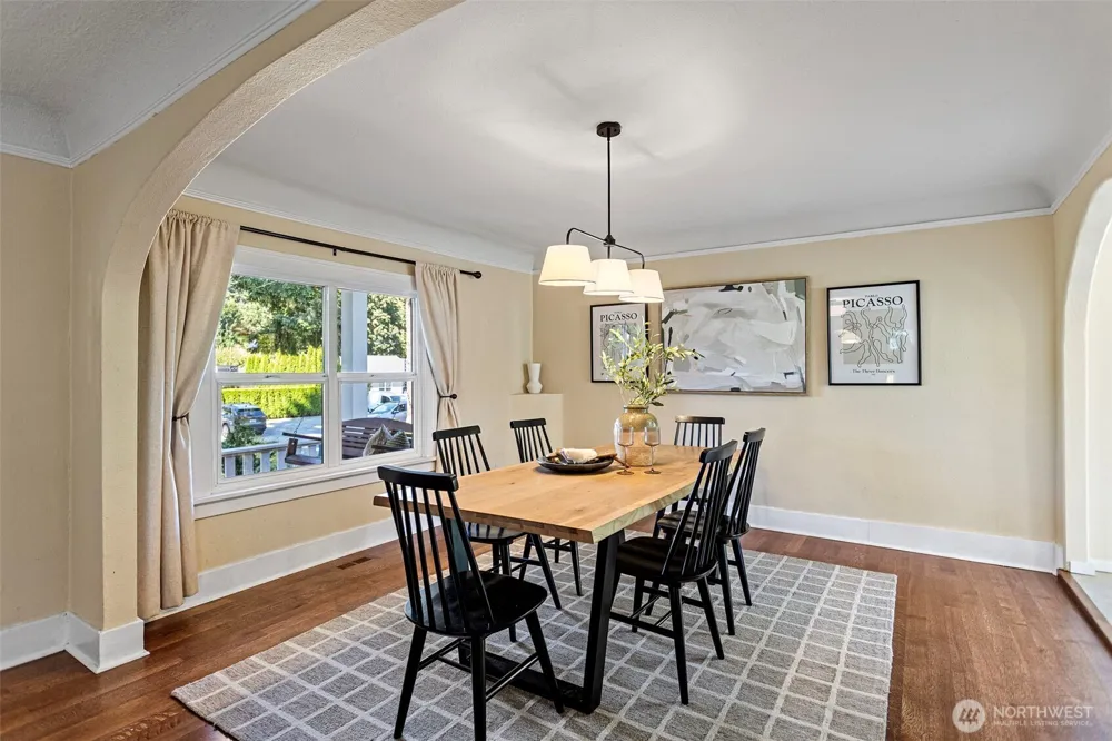 15520 Burke Avenue Shoreline, WA 98133