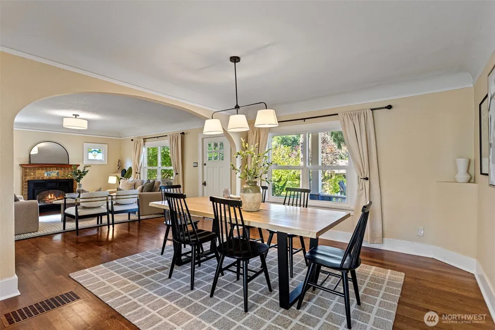 15520 Burke Avenue Shoreline, WA 98133