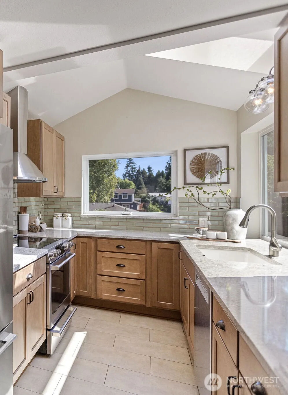 15520 Burke Avenue Shoreline, WA 98133