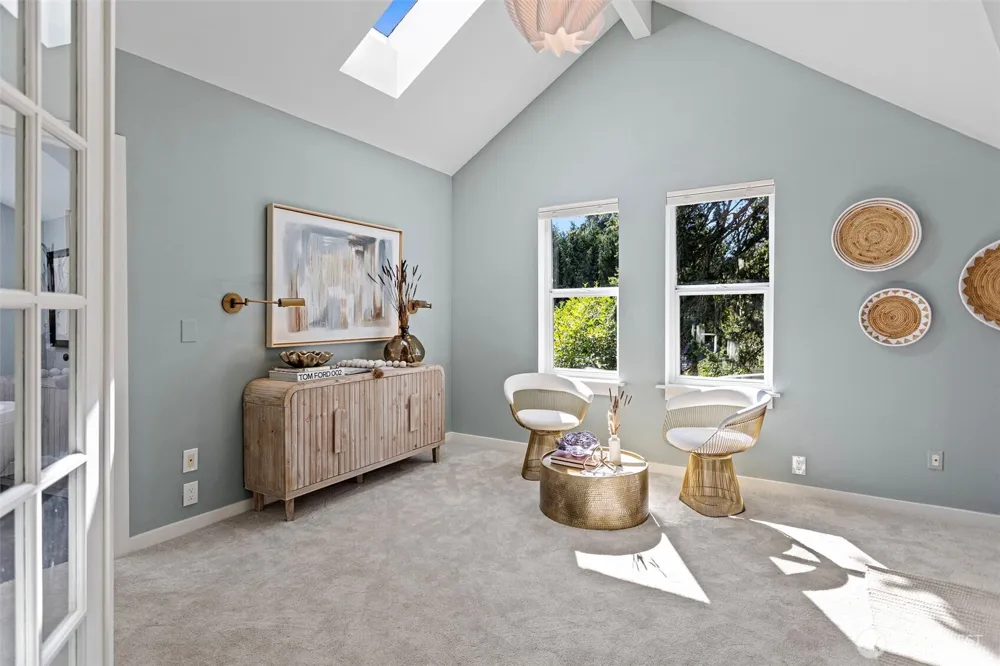 15520 Burke Avenue Shoreline, WA 98133