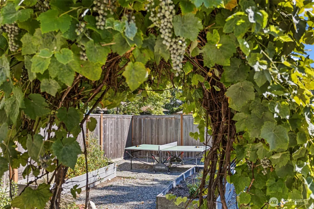15520 Burke Avenue Shoreline, WA 98133