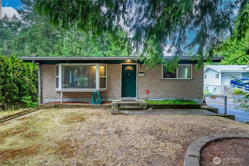 32425 46th Place S Auburn, WA 98001