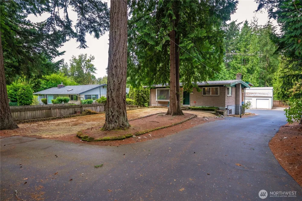 32425 46th Place S Auburn, WA 98001