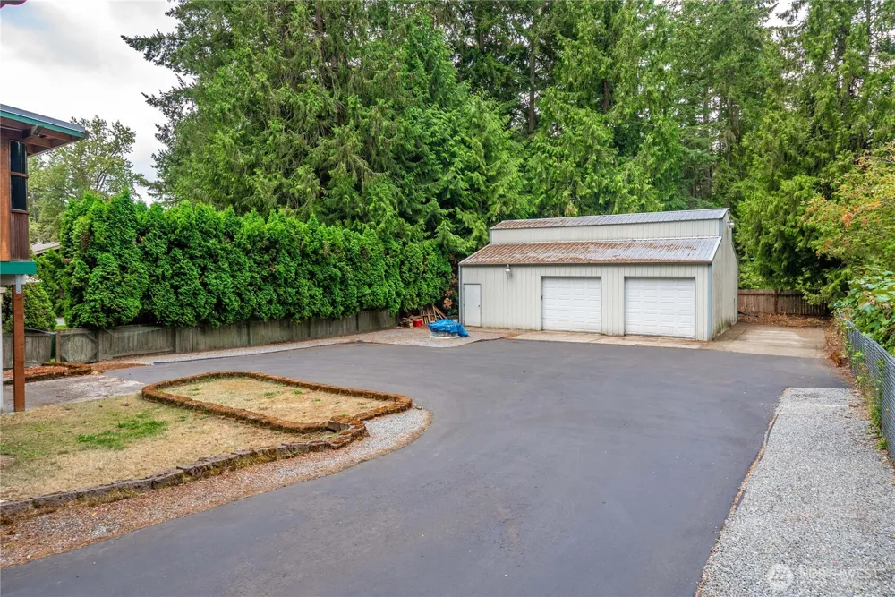 32425 46th Place S Auburn, WA 98001