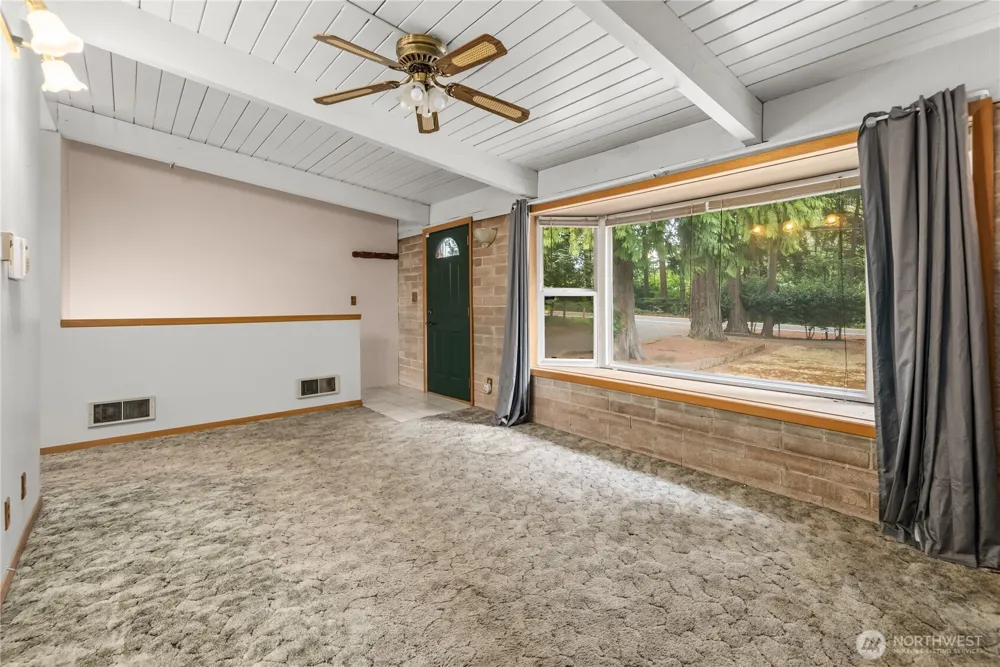32425 46th Place S Auburn, WA 98001