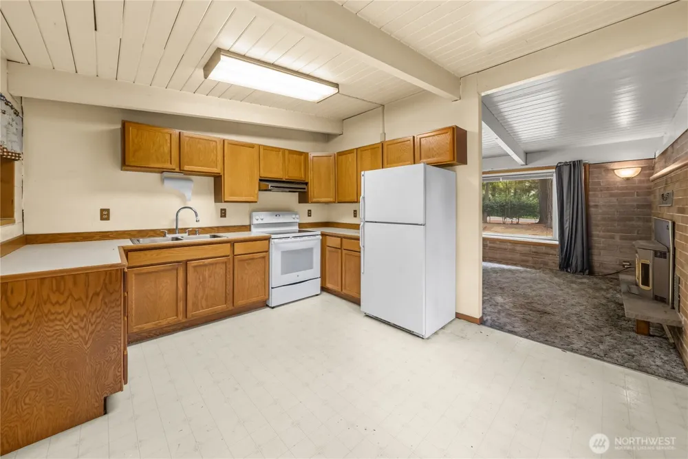 32425 46th Place S Auburn, WA 98001