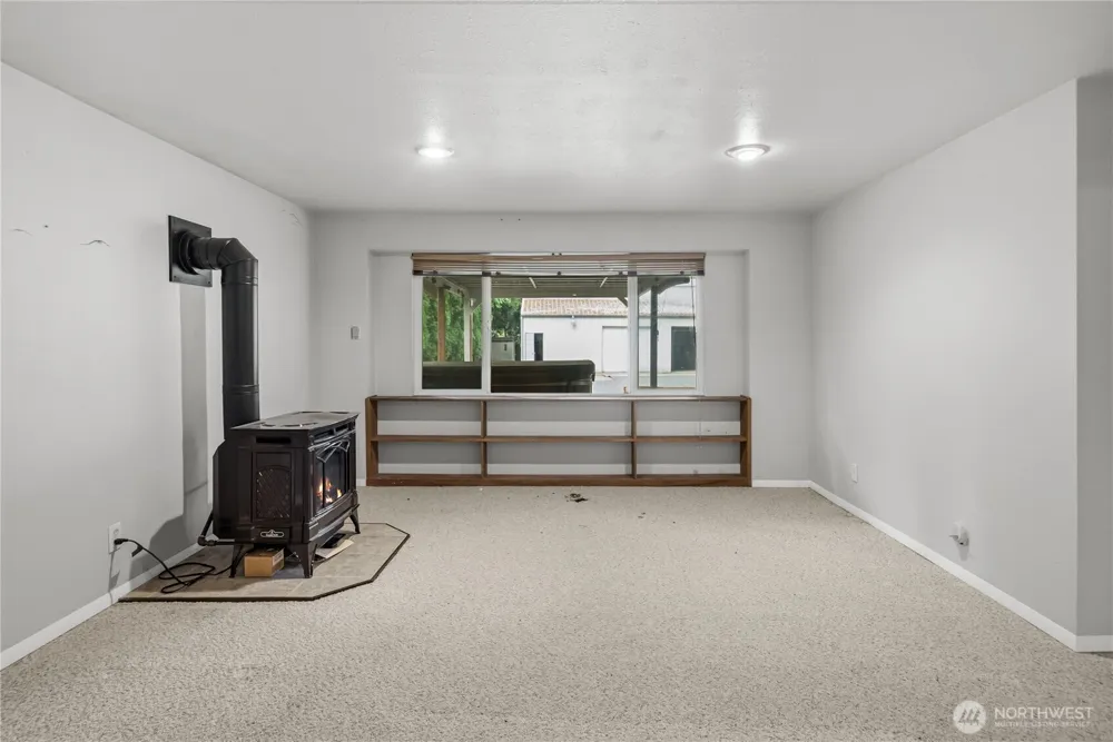32425 46th Place S Auburn, WA 98001