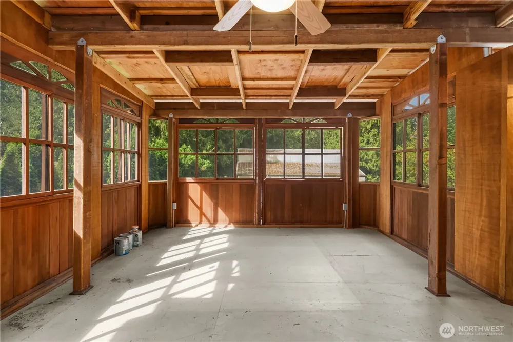 32425 46th Place S Auburn, WA 98001