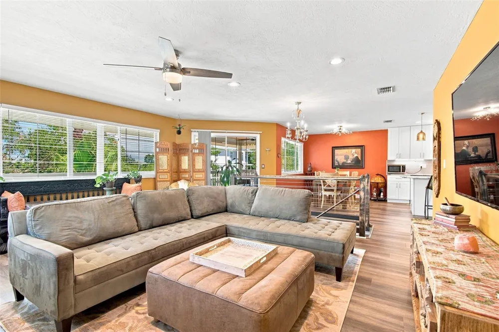 389 GEORGIA AVENUE Crystal Beach, FL 34681