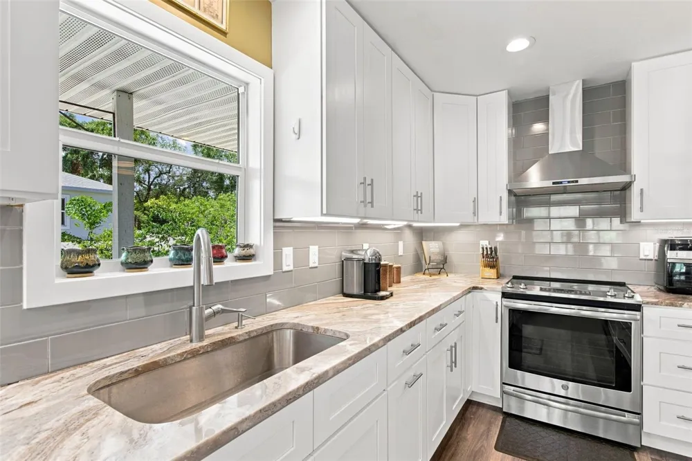 389 GEORGIA AVENUE Crystal Beach, FL 34681