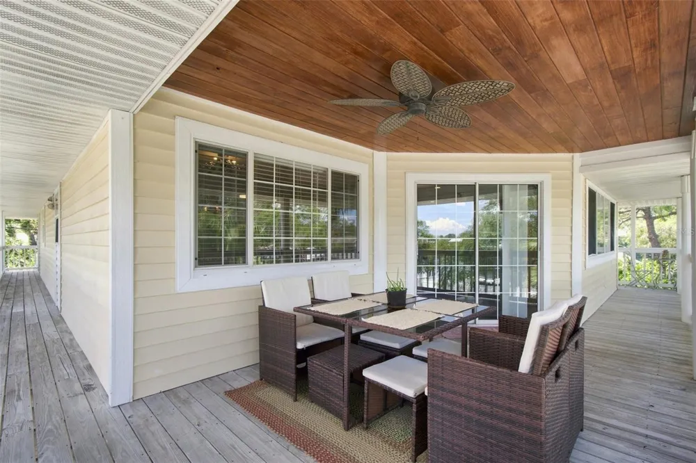 389 GEORGIA AVENUE Crystal Beach, FL 34681