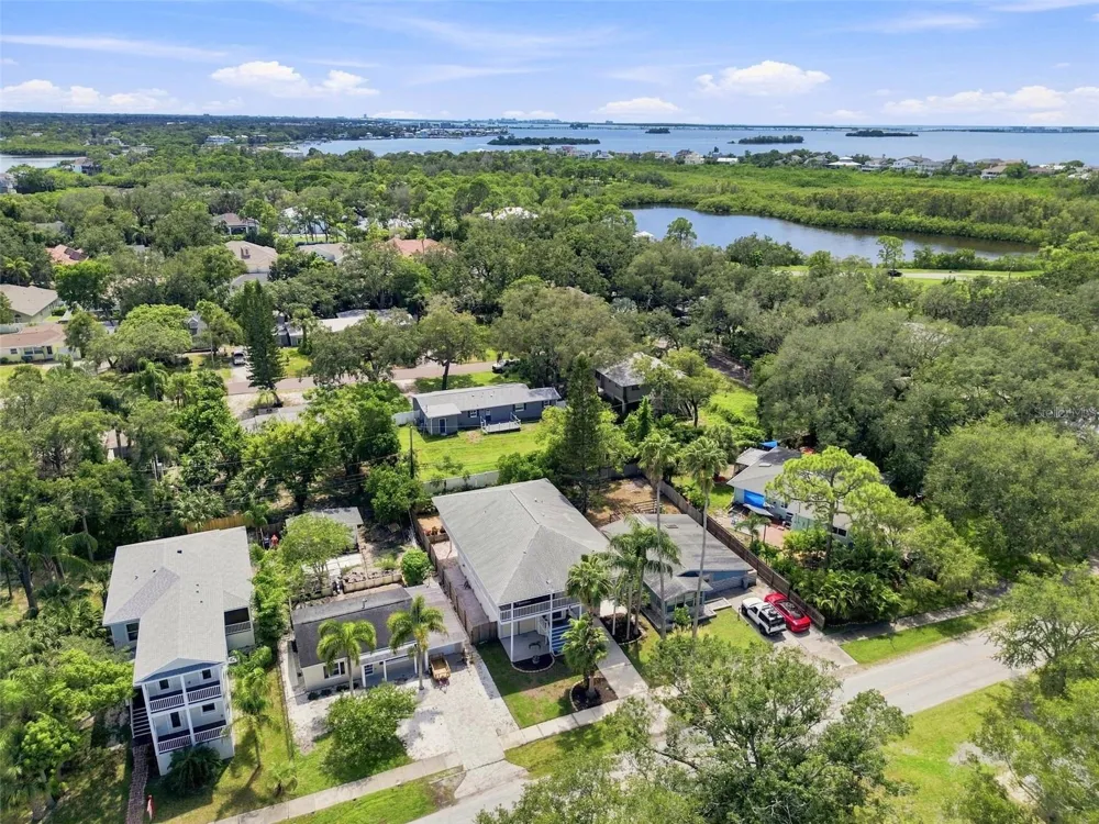 389 GEORGIA AVENUE Crystal Beach, FL 34681