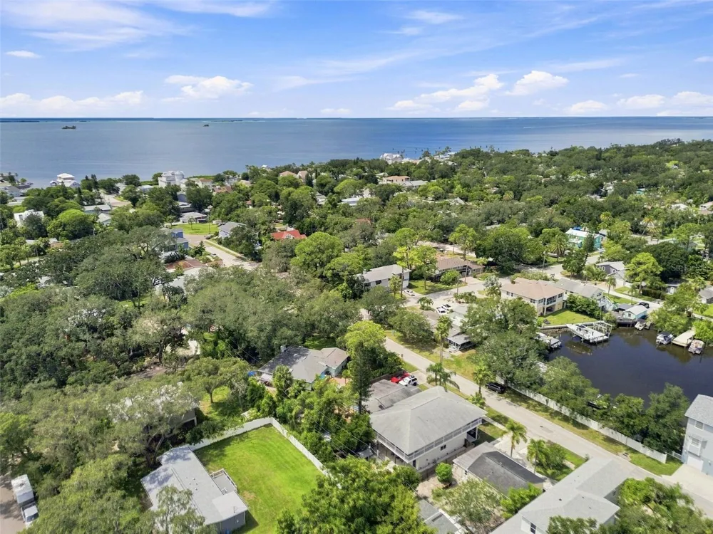 389 GEORGIA AVENUE Crystal Beach, FL 34681