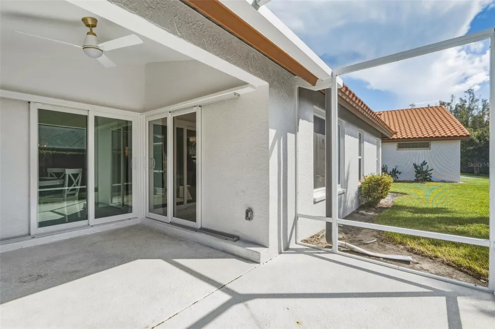 924 HARBOR TOWN DRIVE Venice, FL 34292
