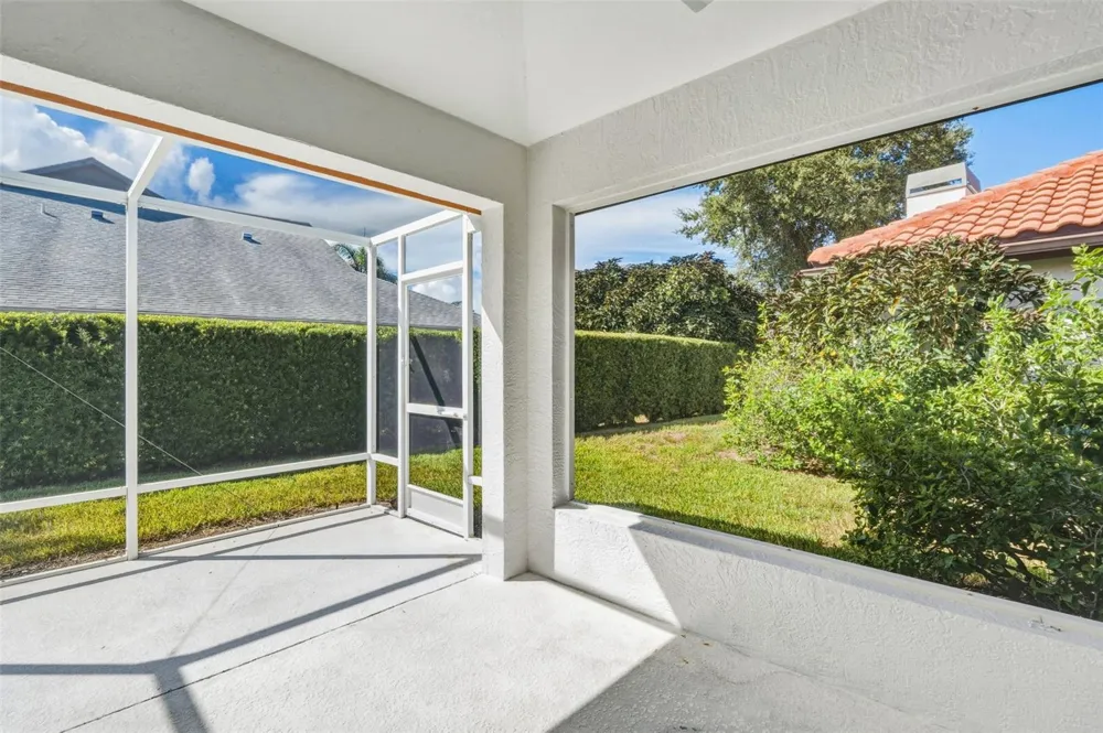 924 HARBOR TOWN DRIVE Venice, FL 34292