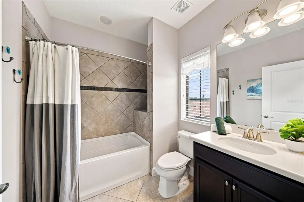 12672 FONTANA LOOP Bradenton, FL 34211