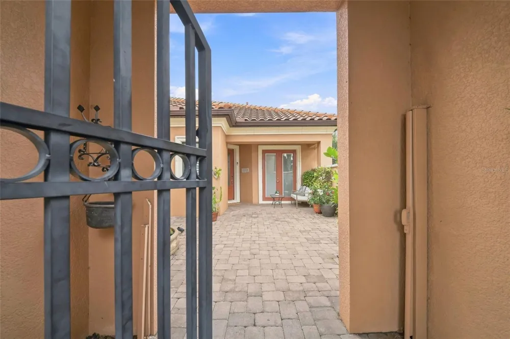 12672 FONTANA LOOP Bradenton, FL 34211