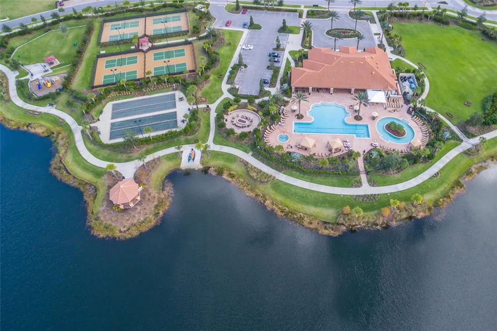 12672 FONTANA LOOP Bradenton, FL 34211
