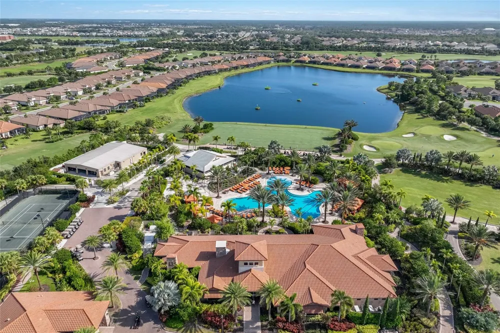 12672 FONTANA LOOP Bradenton, FL 34211
