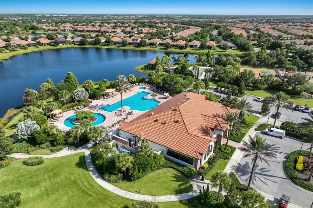 12672 FONTANA LOOP Bradenton, FL 34211