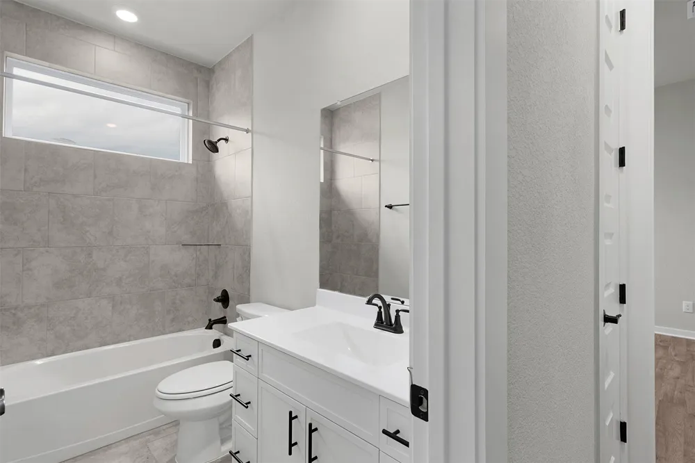 321 Ridgewell Loop Georgetown, TX 78633