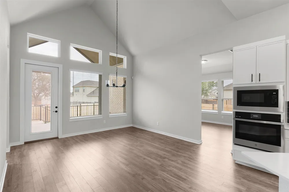 321 Ridgewell Loop Georgetown, TX 78633