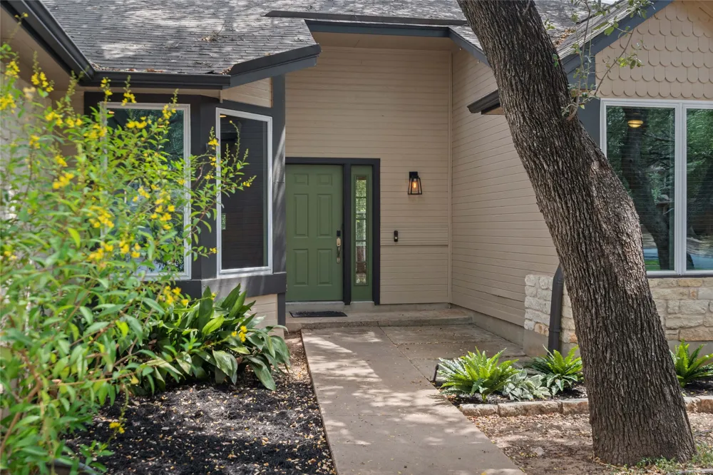 13201 Briar Hollow Drive Austin, TX 78729