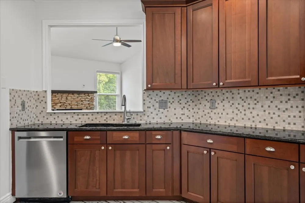 13201 Briar Hollow Drive Austin, TX 78729