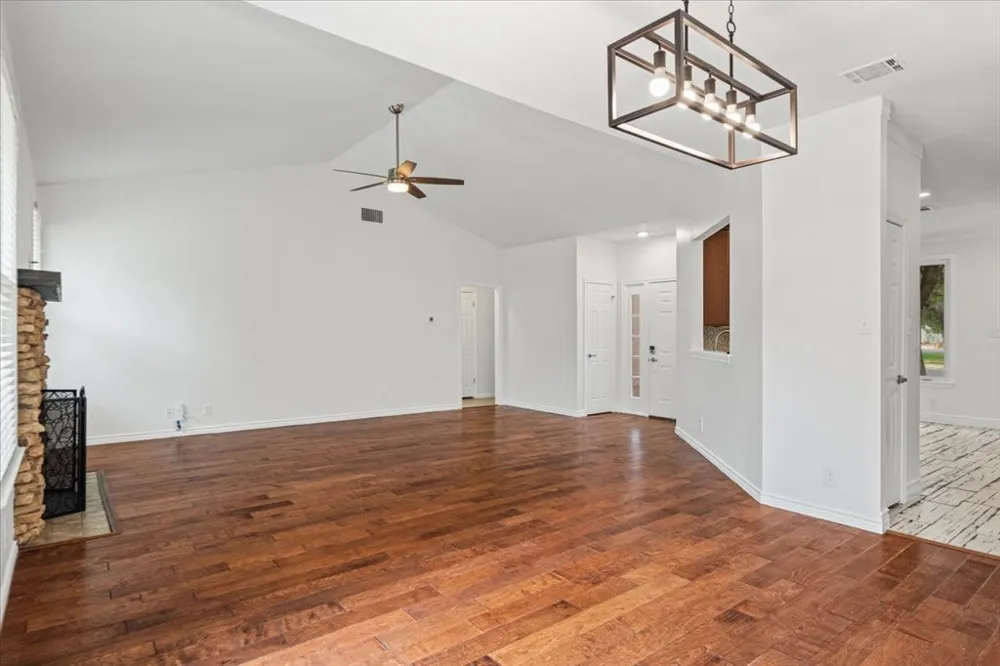13201 Briar Hollow Drive Austin, TX 78729