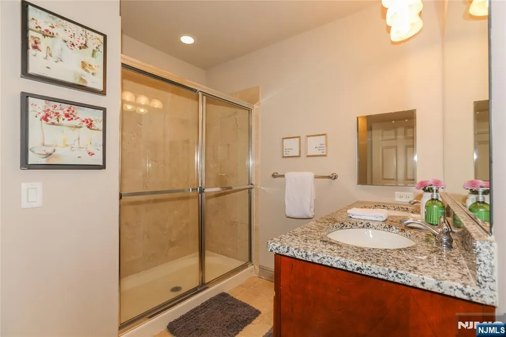 7400 River Road 434 North Bergen, NJ 07047