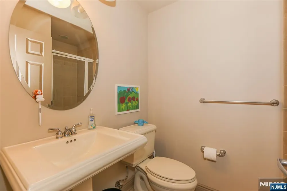 7400 River Road 434 North Bergen, NJ 07047