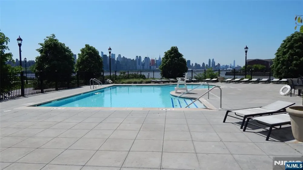 7400 River Road 434 North Bergen, NJ 07047