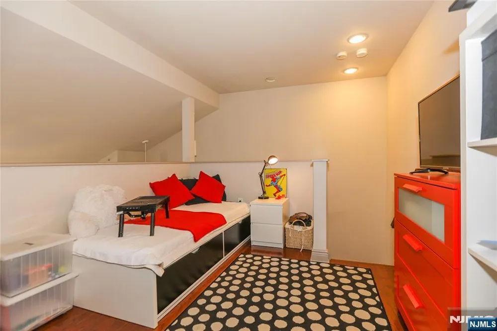 7400 River Road 434 North Bergen, NJ 07047
