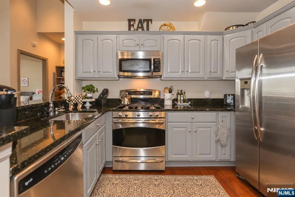 7400 River Road 434 North Bergen, NJ 07047