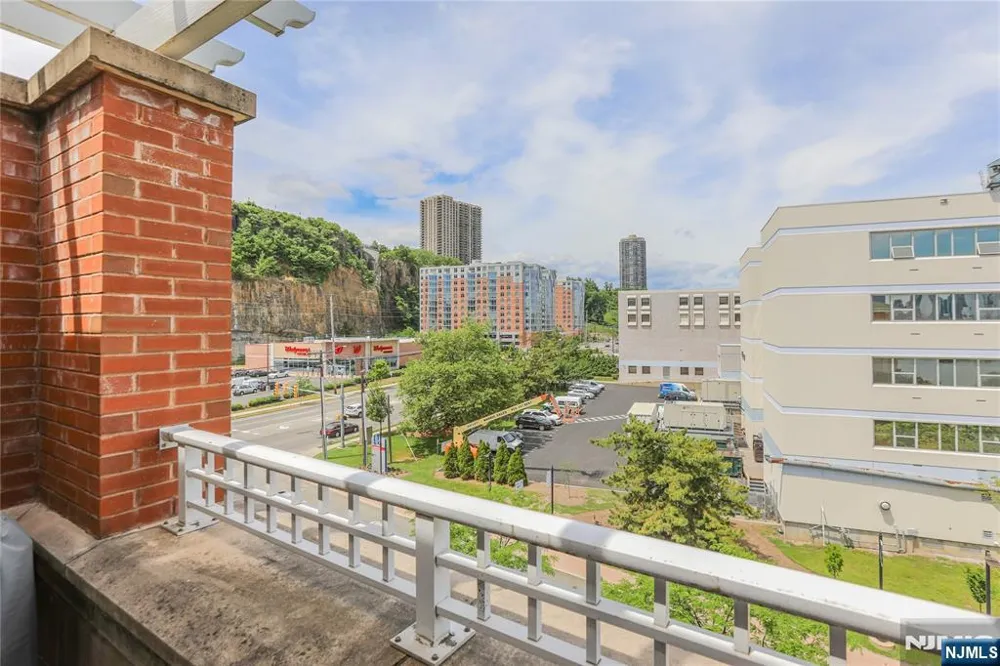7400 River Road 434 North Bergen, NJ 07047