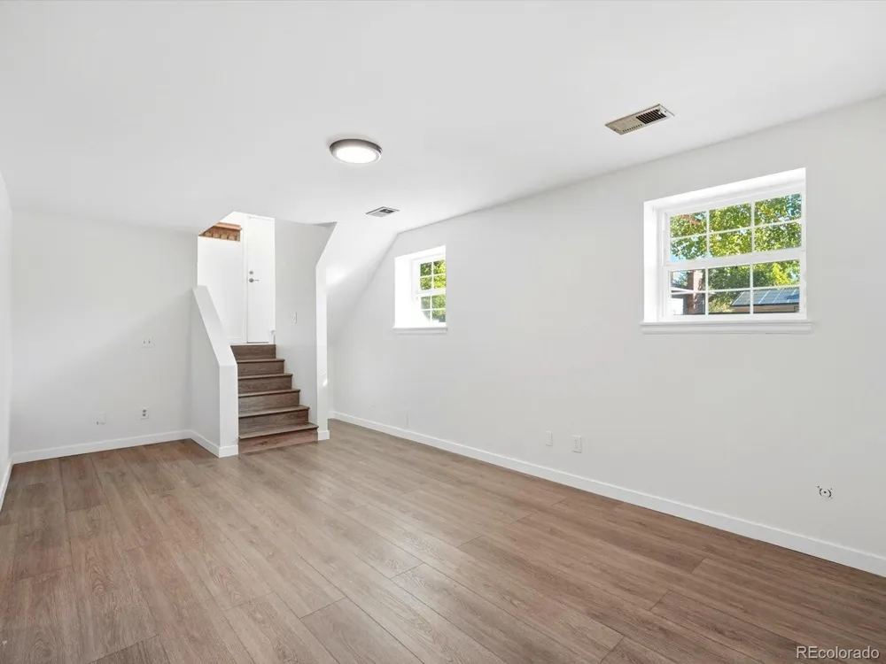 2127 S Ivory Street Aurora, CO 80013