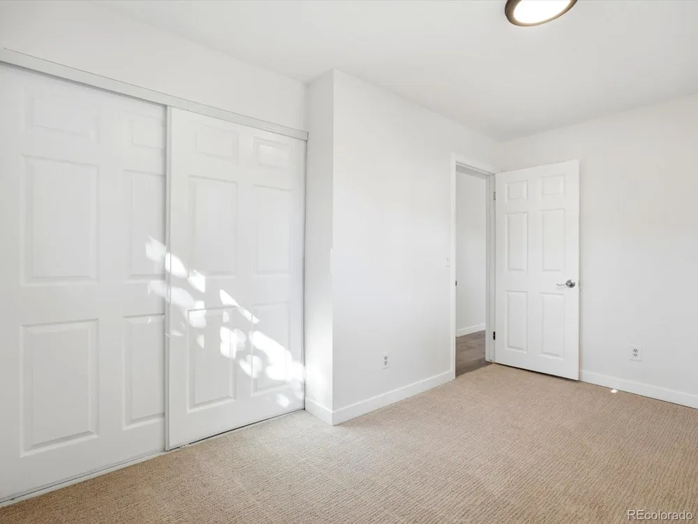 2127 S Ivory Street Aurora, CO 80013