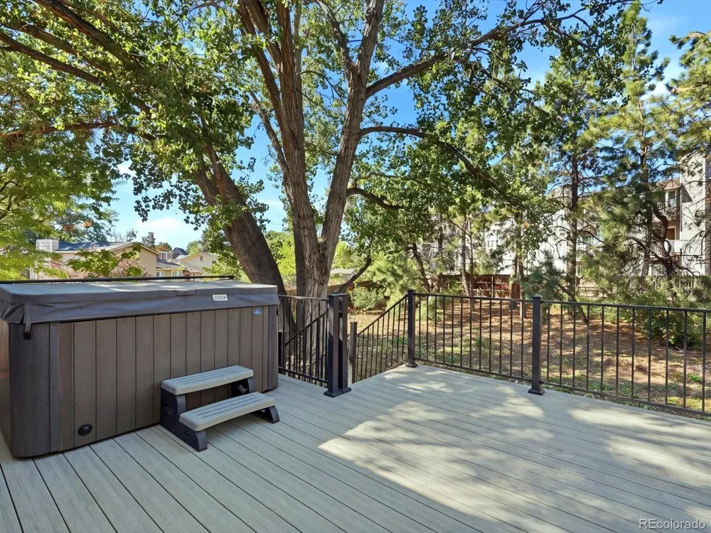 2127 S Ivory Street Aurora, CO 80013