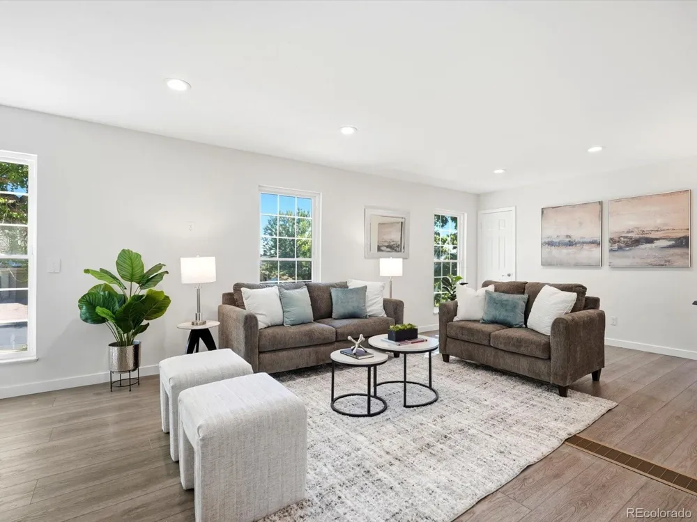 2127 S Ivory Street Aurora, CO 80013