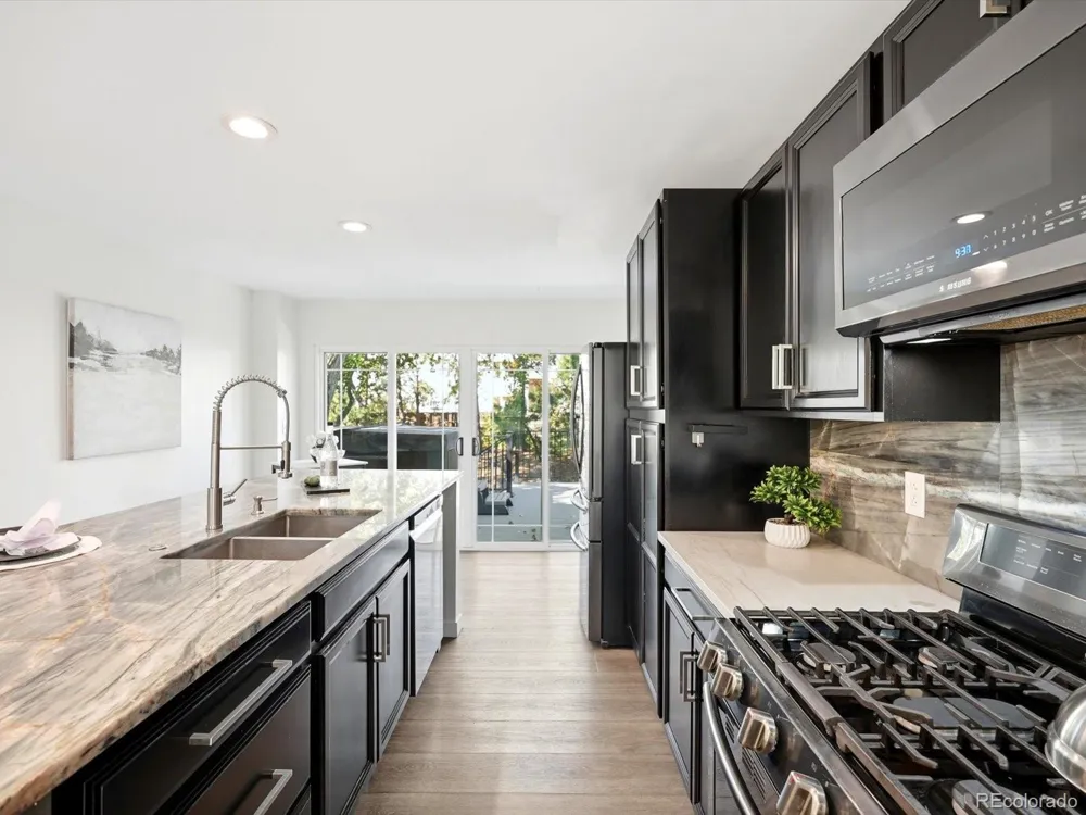 2127 S Ivory Street Aurora, CO 80013