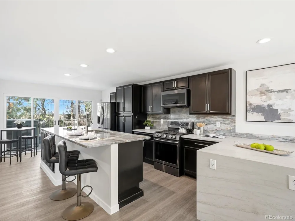 2127 S Ivory Street Aurora, CO 80013