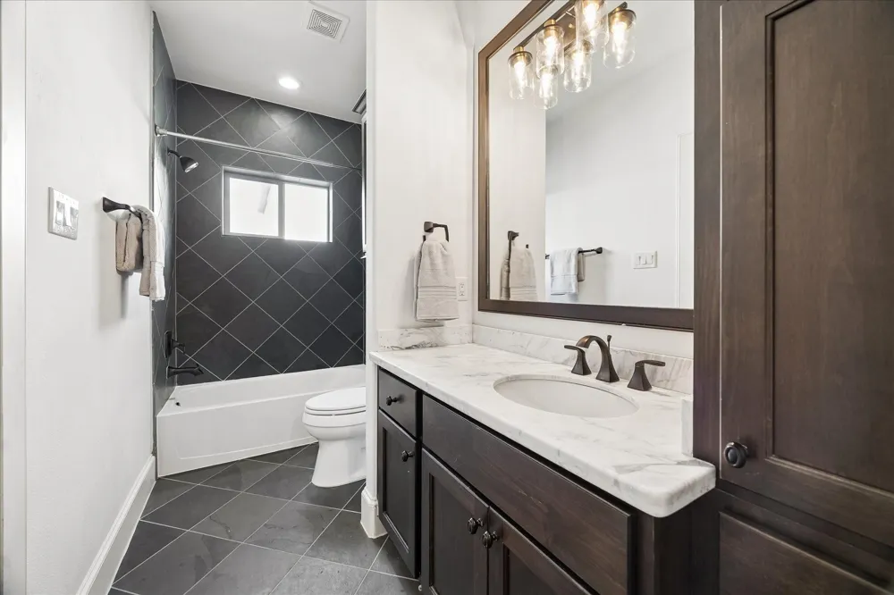 415 Reinerman Street #A Houston, TX 77007