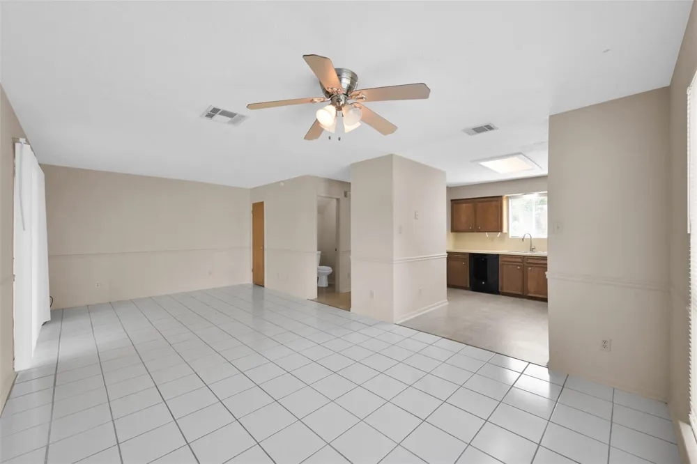 1603 Hazelwood Street Street #B Conroe, TX 77301