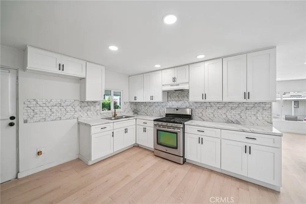 2755 arrow highway 55 #55 La Verne, CA 91750