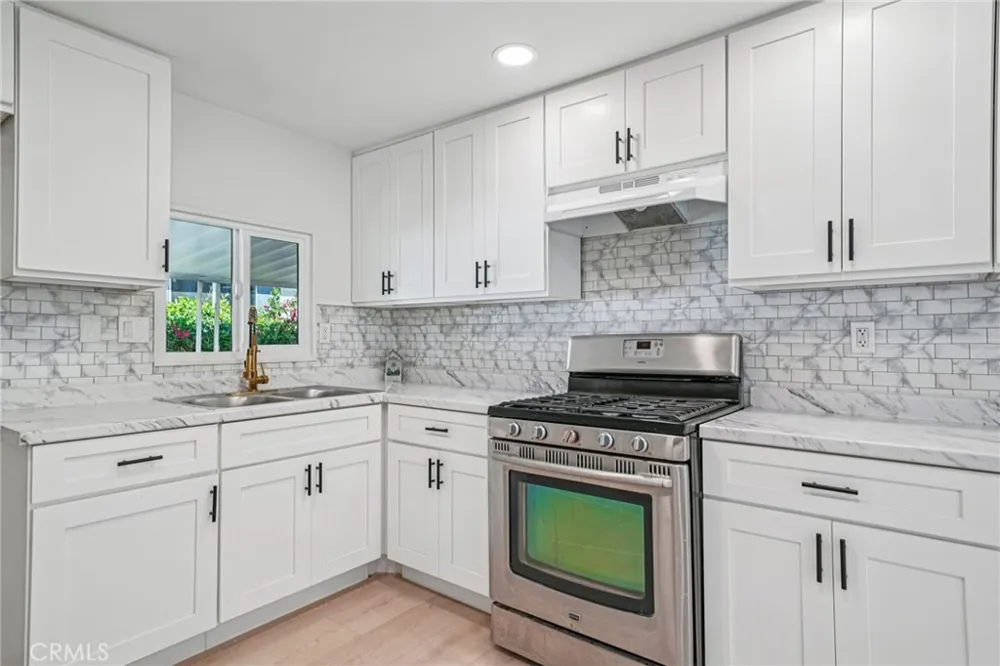 2755 arrow highway 55 #55 La Verne, CA 91750