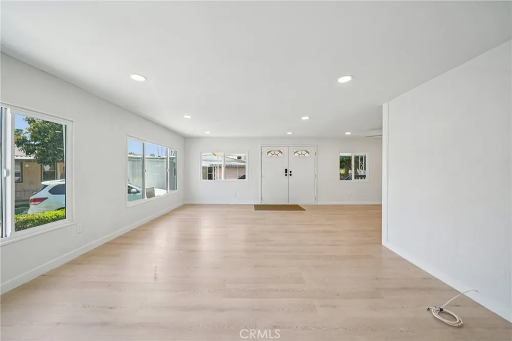 2755 arrow highway 55 #55 La Verne, CA 91750