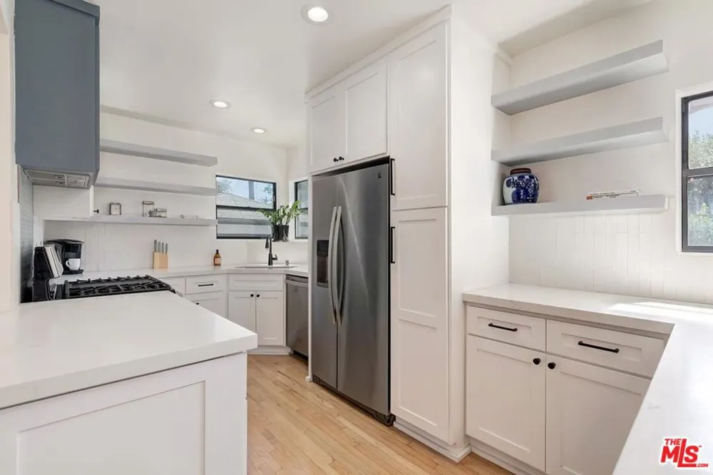 3232 S Beverly Drive Los Angeles, CA 90034