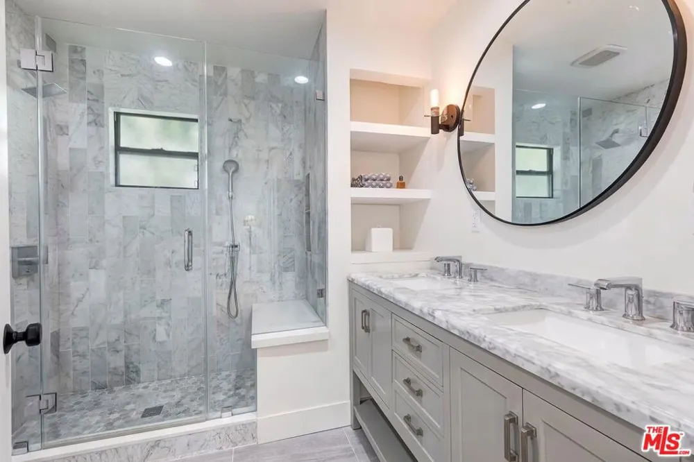 3232 S Beverly Drive Los Angeles, CA 90034