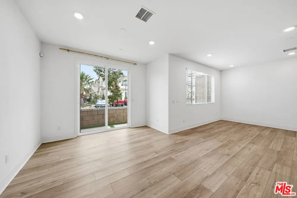 5603 Kate Way #1 Fontana, CA 92336